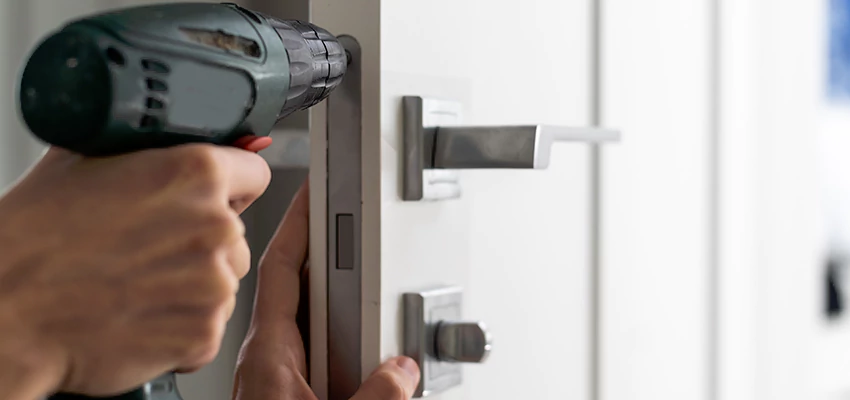 Locksmith For Lock Replacement Near Me in Palmdale, CA