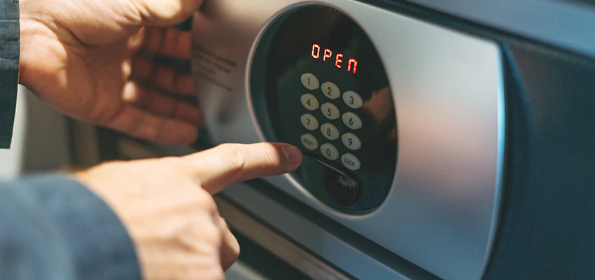 Cash Safe Openers in Palmdale, California