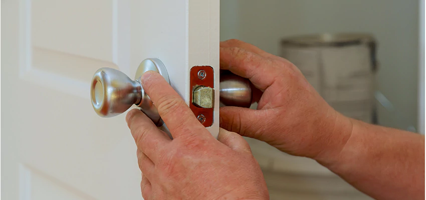 AAA Locksmiths For lock Replacement in Palmdale, California